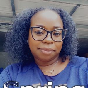 Meet your Posher, Cassandra